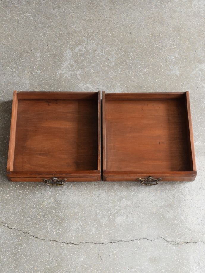 ウォッシュスタンドの引き出し