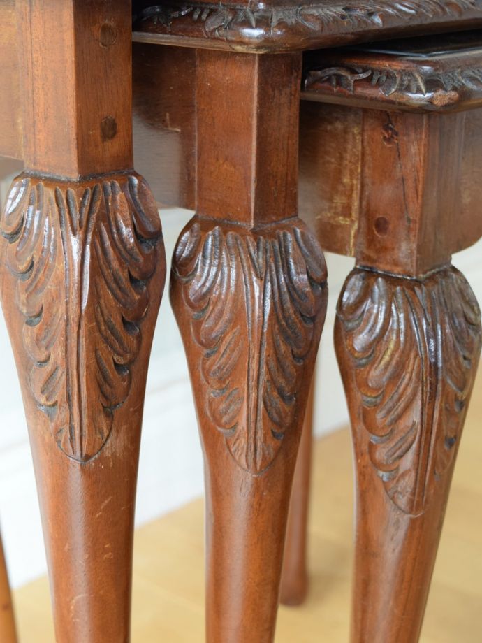 アンティークらしい彫