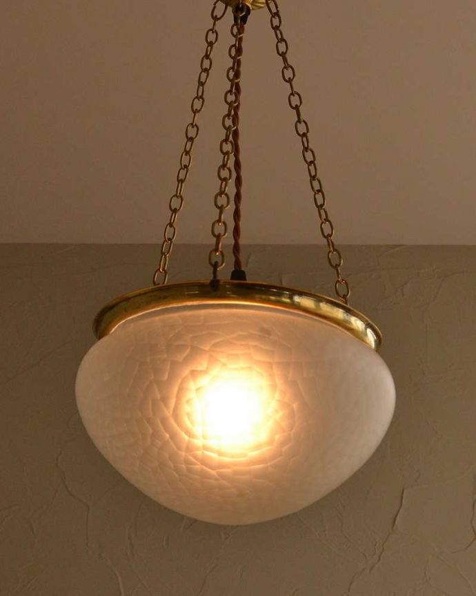 ペンダントライト　照明・ライティング　イギリスで見つけたアンティークハンギングボウル(E26丸球) 。。(k-2772-z)