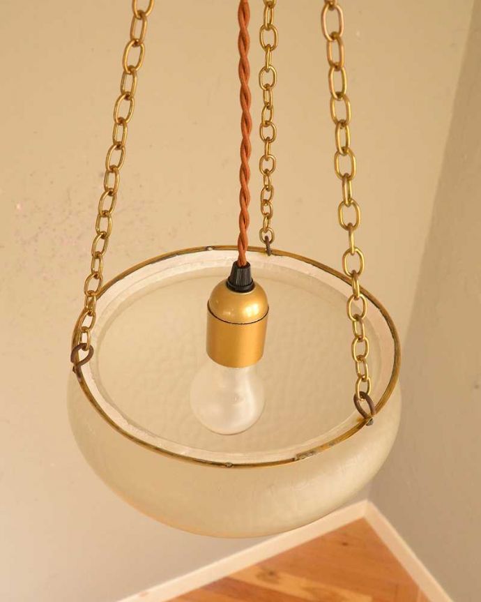 ペンダントライト　照明・ライティング　イギリスで見つけたアンティークハンギングボウル(E26丸球) 。。(k-2772-z)