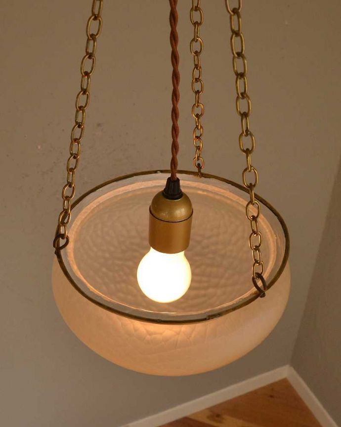 ペンダントライト　照明・ライティング　イギリスで見つけたアンティークハンギングボウル(E26丸球) 。。(k-2772-z)