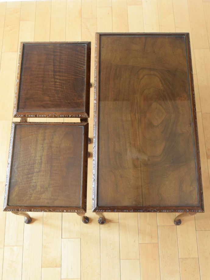 アンティークのテーブルの天板