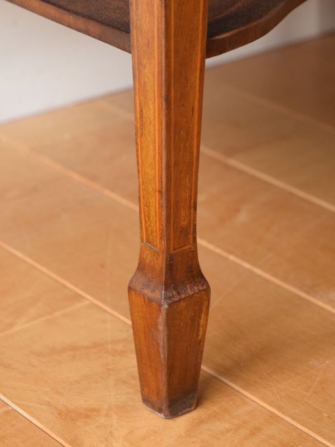 アンティーク家具の脚