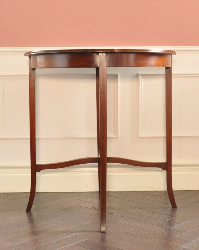 オケージョナルテーブルの側面