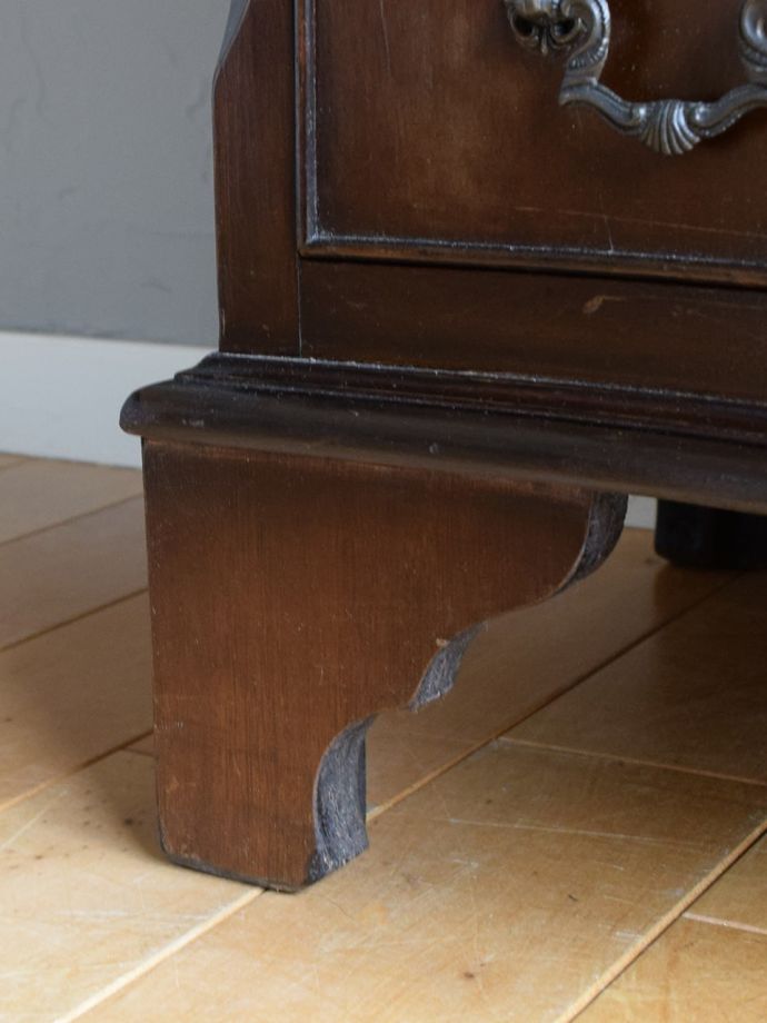 アンティーク家具の脚