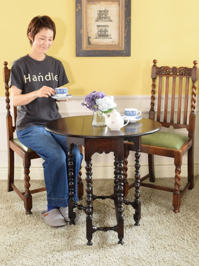 アンティークのゲートレッグテーブル