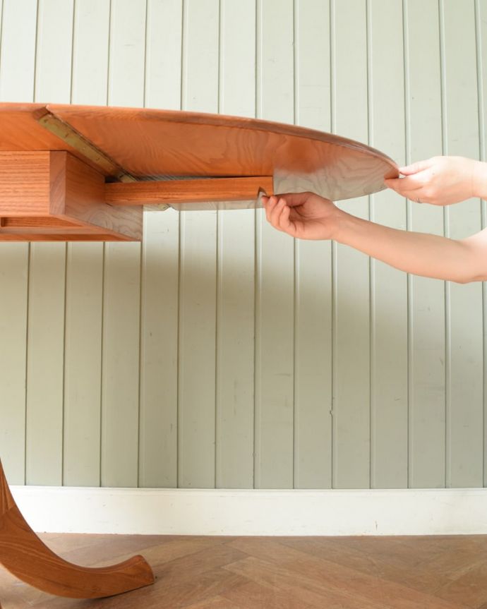 アーコールの家具　アンティーク家具　アンティーク テーブル（アーコール）　あっという間にサイズが変えれます。(k-2802-f)