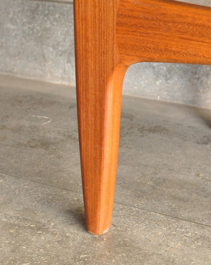 アンティーク家具の脚