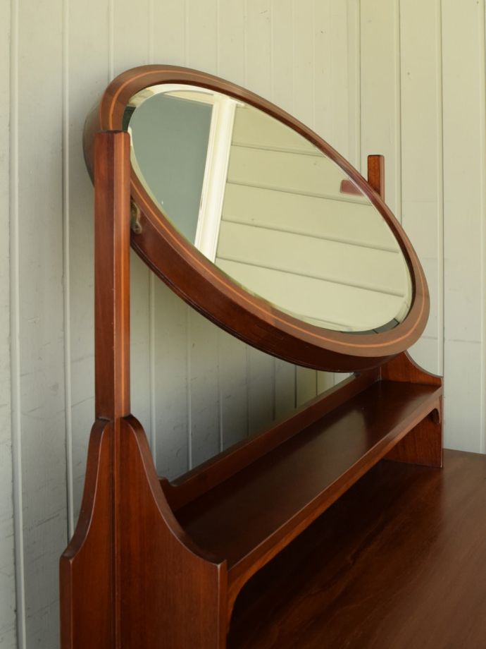 アンティークの鏡