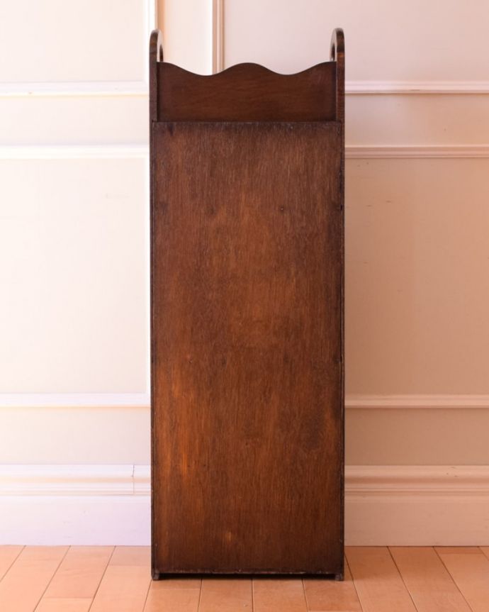 マガジンラック アンティーク家具 アンティーク マガジンラック 後ろ姿も見てください。(k-2805-f)