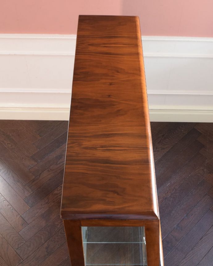 アンティークのキャビネット　アンティーク家具　アンティーク キャビネット　こんな形のキャビネットです。(k-2810-f)