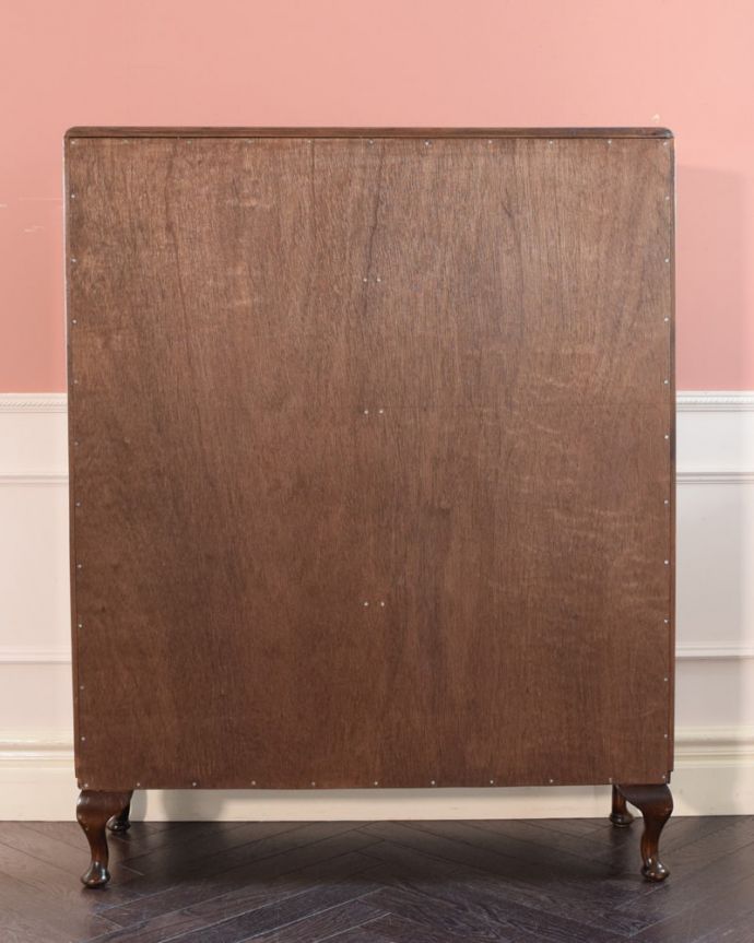 アンティークのキャビネット　アンティーク家具　アンティーク キャビネット　実は後ろから見てもキレイなんです。(k-2810-f)