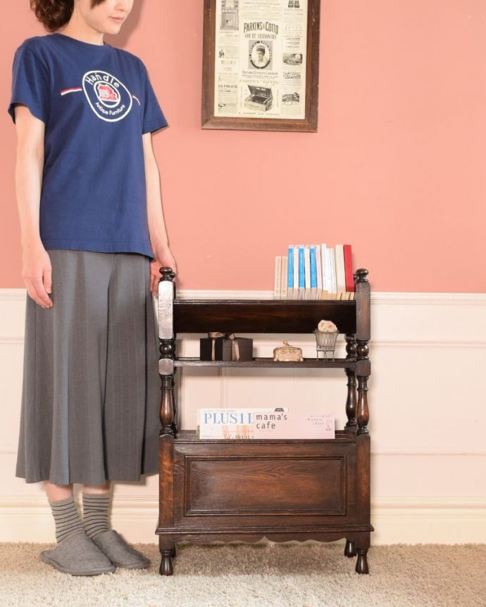 マガジンラック アンティーク家具 アンティーク ブックシェルフ 使いやすさNo.1!便利なアンティークどこのお家でも使っているマガジンラックも、アンティークだったらデザインが素敵だから、なんだかオシャレに使えます。(k-2820-f)