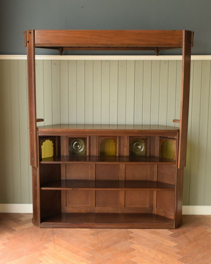 アンティークのキャビネット アンティーク家具 アンティーク カウンター 両面使える便利な家具後ろから見ると、こんな感じで両面使えるカウンターなんです。(k-2821-f)