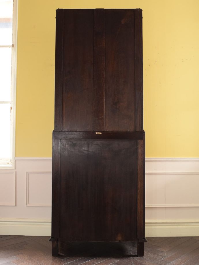 ビューローブックケースの後ろ姿