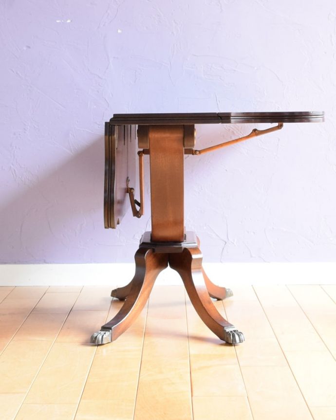 アンティークのテーブル アンティーク家具 アンティーク コーヒーテーブル 片方だけ開いても使えます3WAYで使えるから、片側だけ開いた状態でもOK。(k-2827-f)