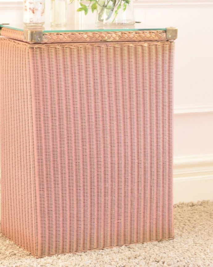 アンティーク|ロイドルーム アンティーク家具 アンティーク ランドリーボックス お部屋の挿し色にロイドルームは色も特長的。(k-2829-f)