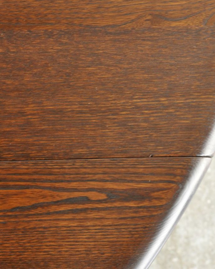 アーコールの家具　アンティーク家具　アンティーク テーブル　近づいてみるとこんな感じです。(k-2832-f)