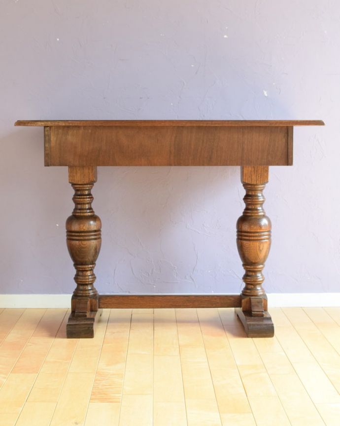 アンティークのテーブル アンティーク家具 アンティーク コンソールテーブル 後ろ姿もキレイなんです。(k-2836-f)