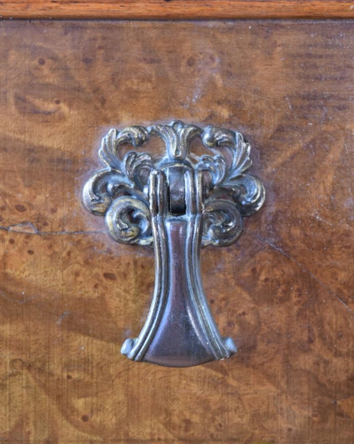 アンティークデスクの取っ手