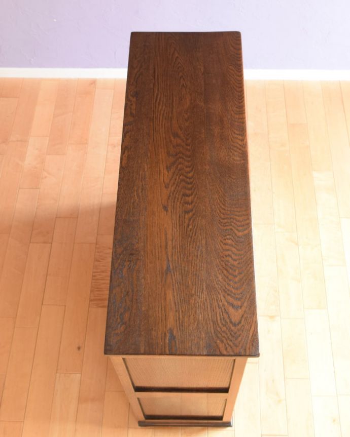 アンティークのキャビネット アンティーク家具 アンティーク ブックケース 天板もキレイに仕上げました。(k-2843-f)