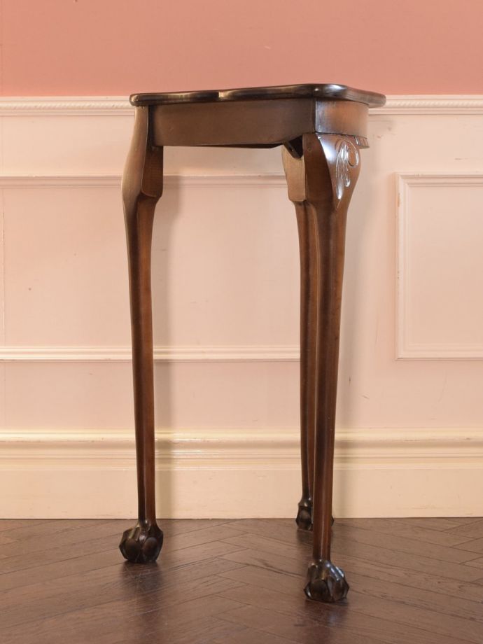 アンティーク家具 アンティーク コーナーテーブル どこから見てもキレイです。(k-2865-f)