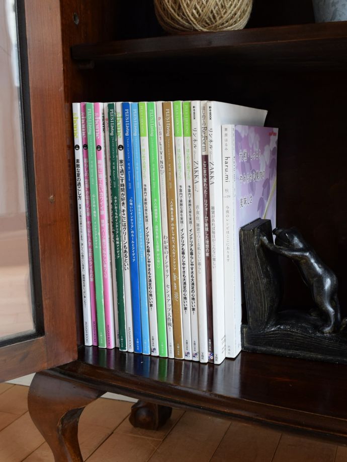 収納たっぷりのキャビネット