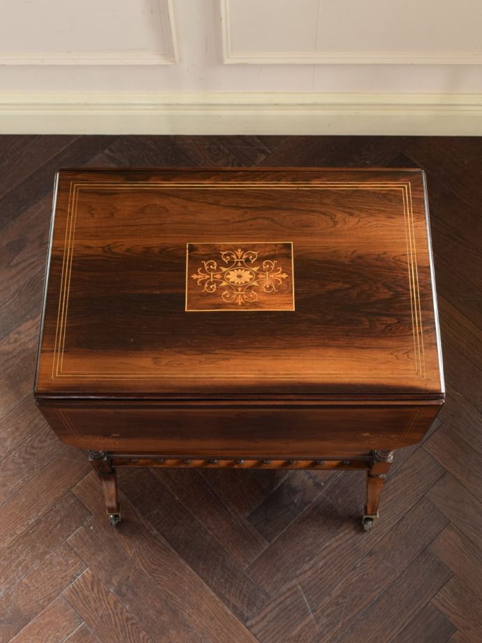 アンティークワゴンの天板