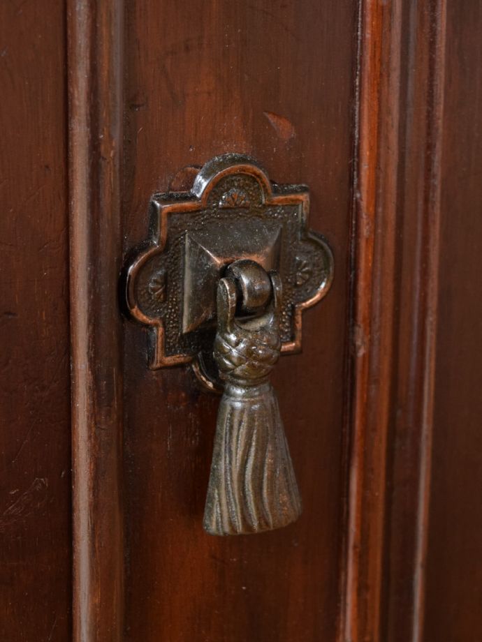 アンティーク家具の取っ手