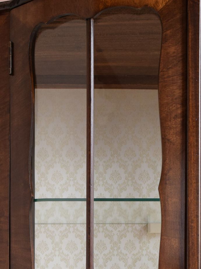 ガラス扉にある装飾