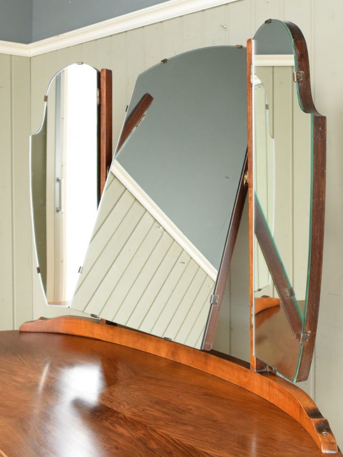 アンティークの鏡