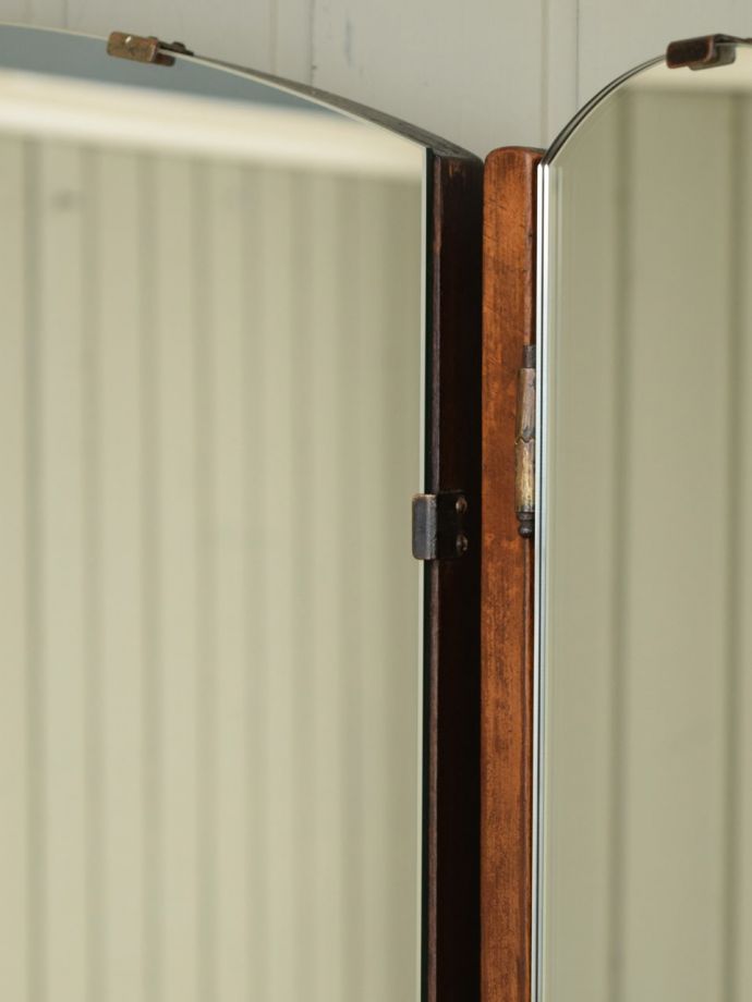 ミラーは新品です