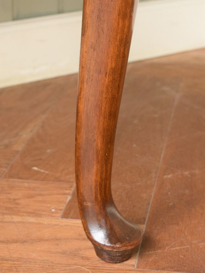 アンティーク家具の脚