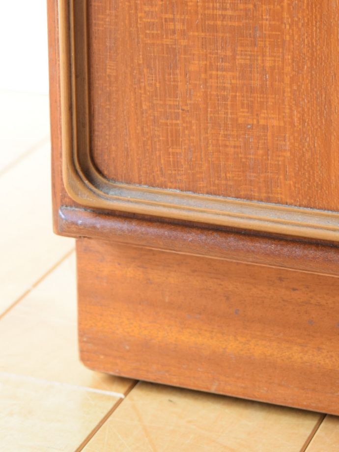 ビンテージ家具の脚