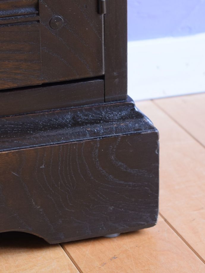 アンティーク家具の脚