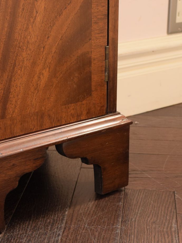 アンティーク家具の脚