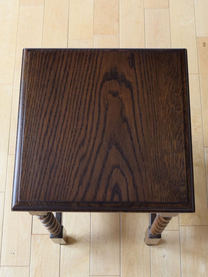 オケージョナルテーブルの天板