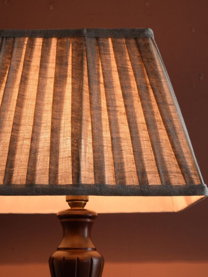 フロアランプのシェード