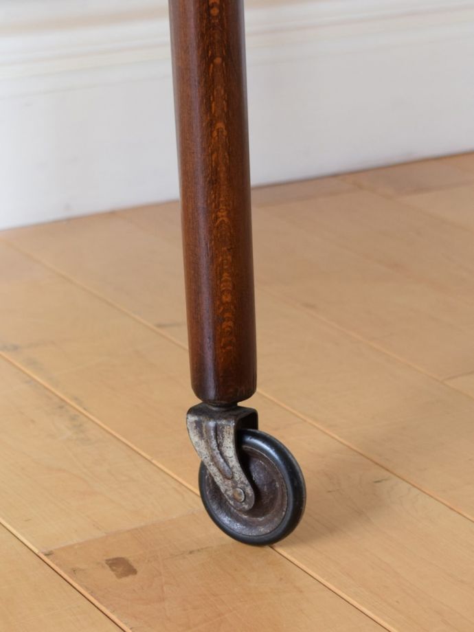 アンティーク家具の脚