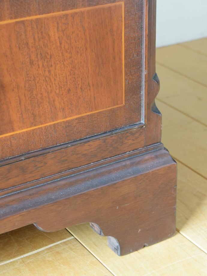 アンティーク家具の脚