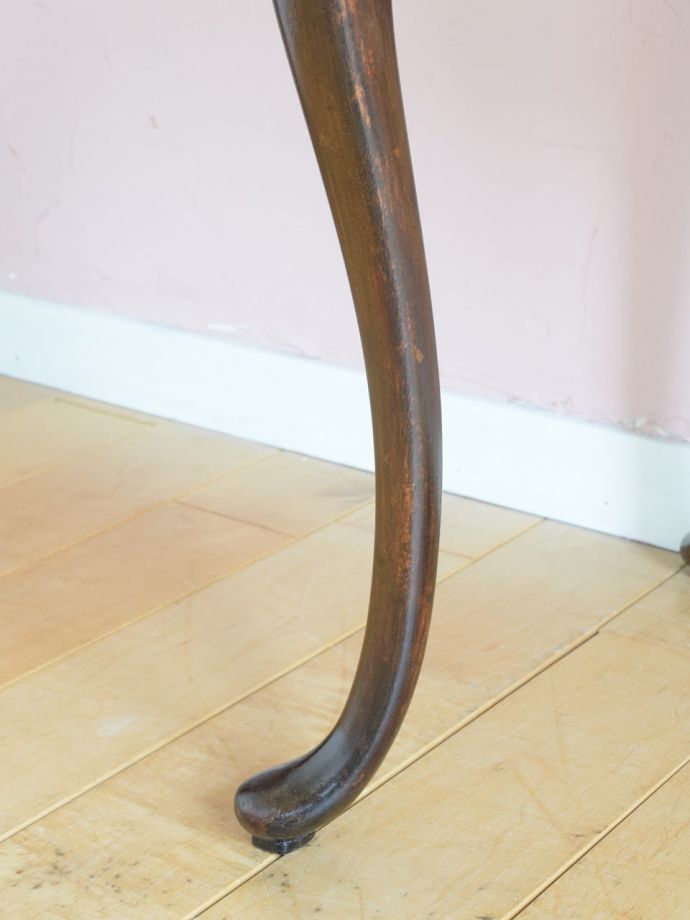 アンティーク家具の脚