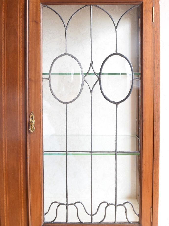 アンティークガラスの扉