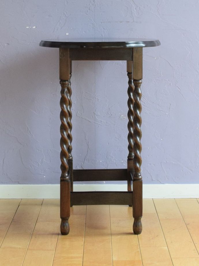 オケージョナルテーブルの側面