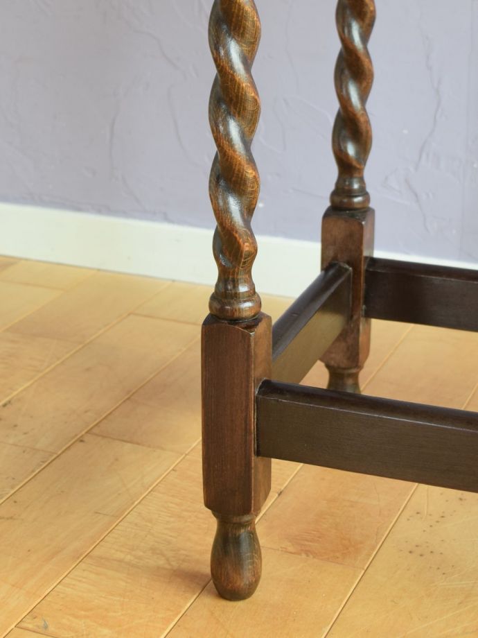 アンティーク家具の脚