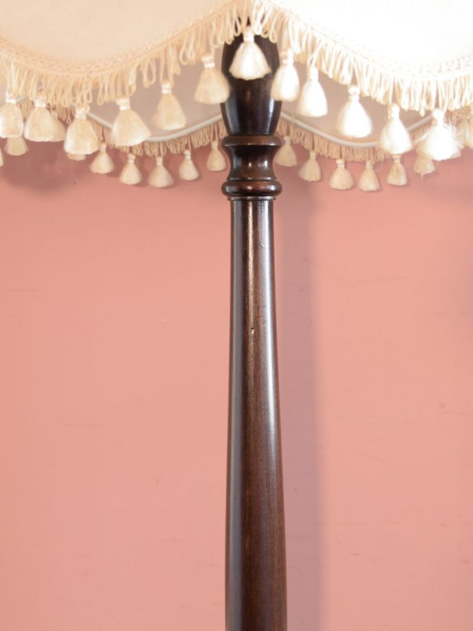 フロアランプの装飾