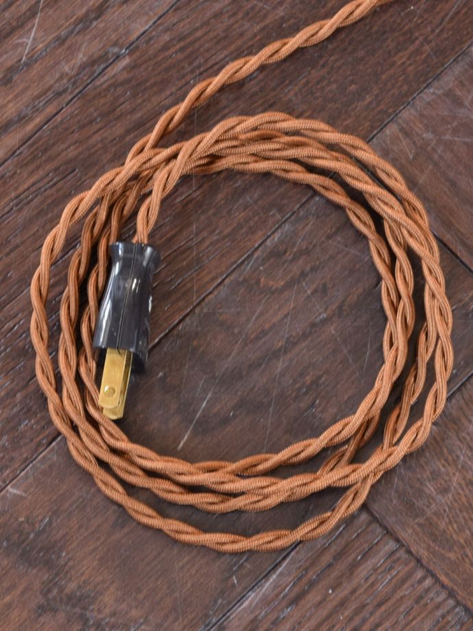 フロアランプのコード