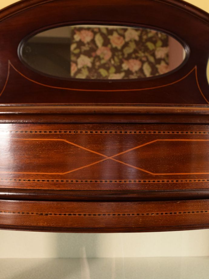 キャビネットの装飾