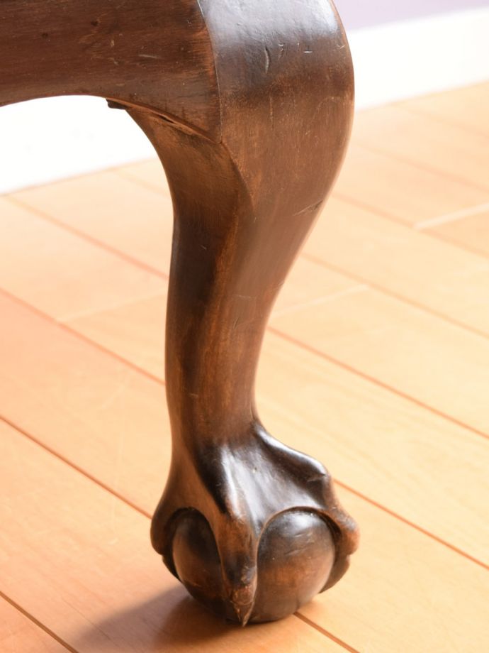 アンティーク家具の脚