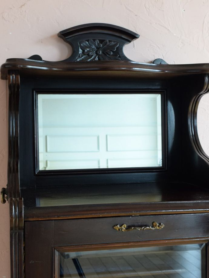 キャビネットのミラー