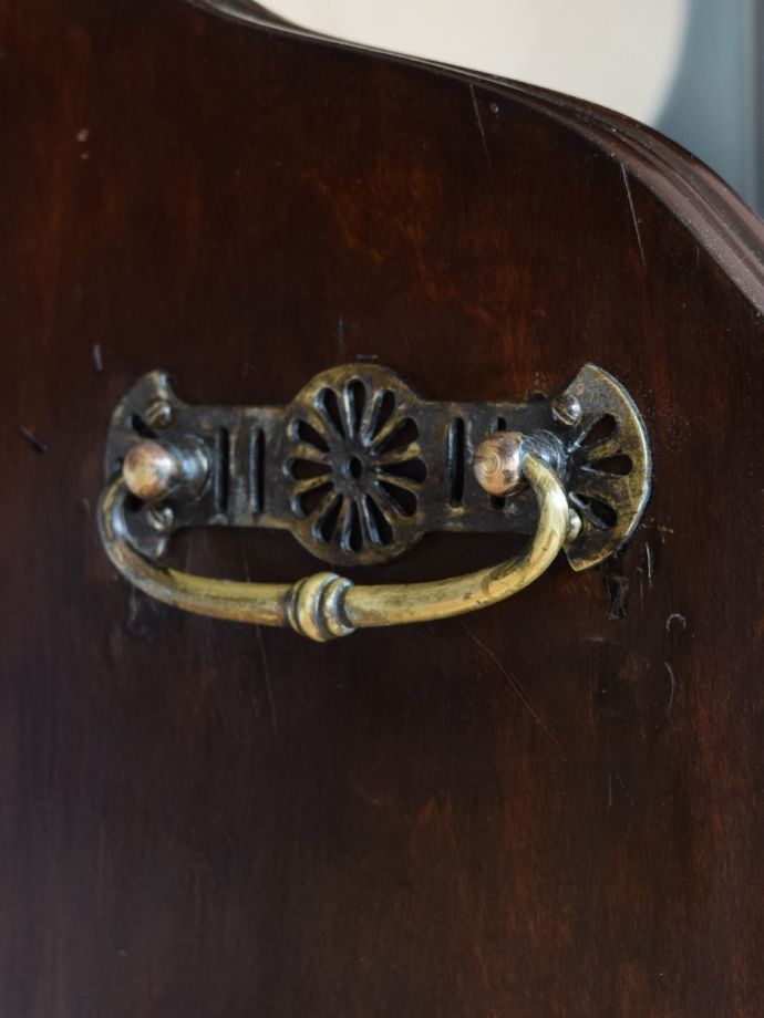 アンティーク家具の取っ手